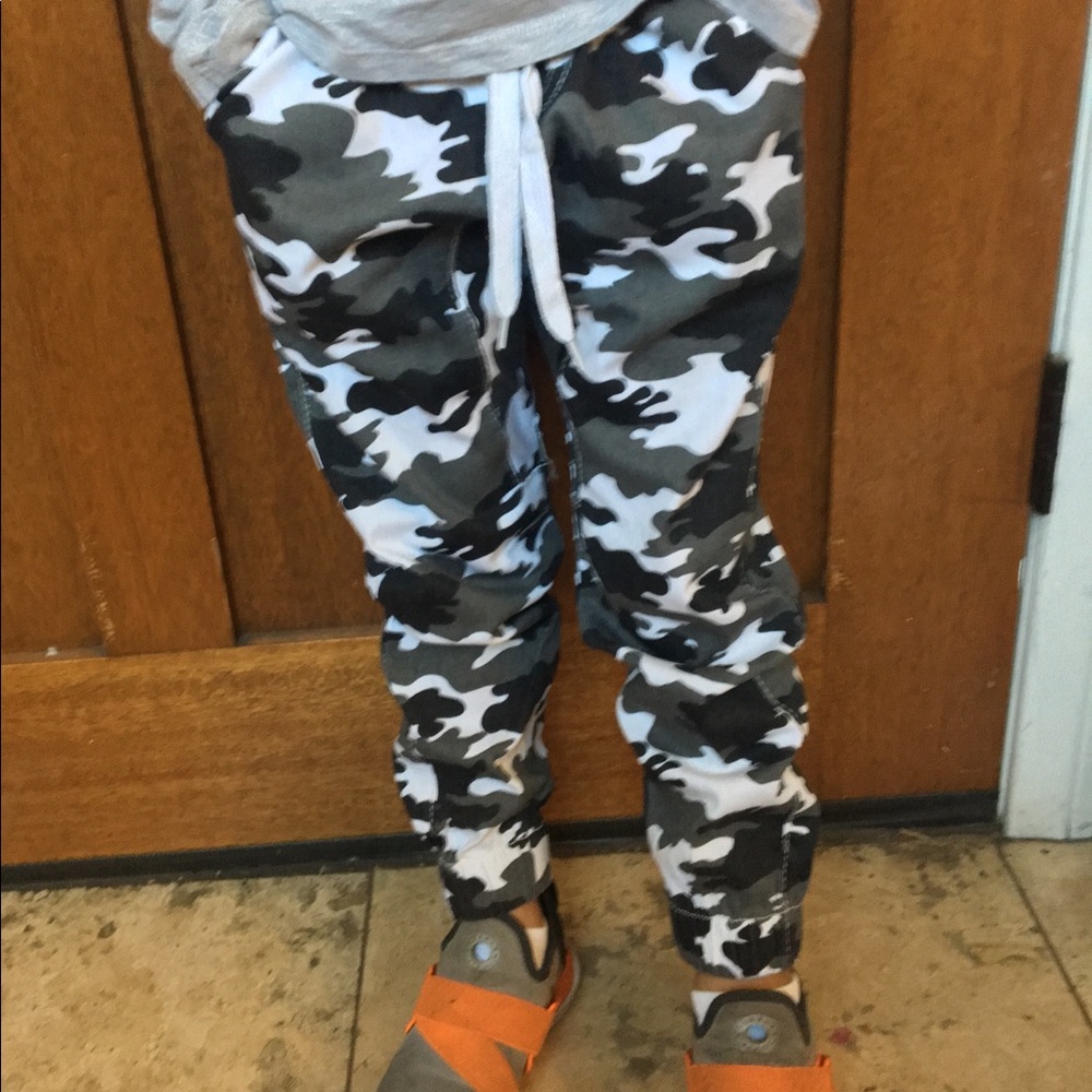 New Boys camo jogger pants